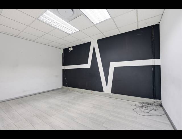 130M² OFFICE FOR SALE IN UMHLANGA RIDGE